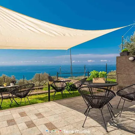 Гостевой дом Niria, Terre Marine