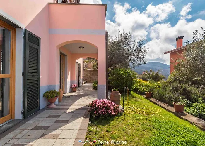 Gæstehus Niria, Terre Marine 3*